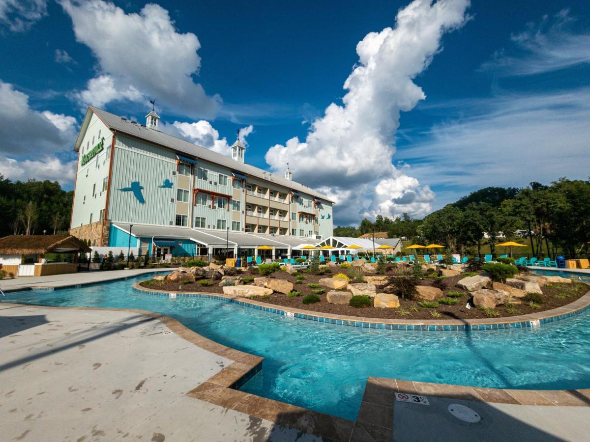 The Lodge At Camp Margaritaville Pigeon Forge Exterior photo